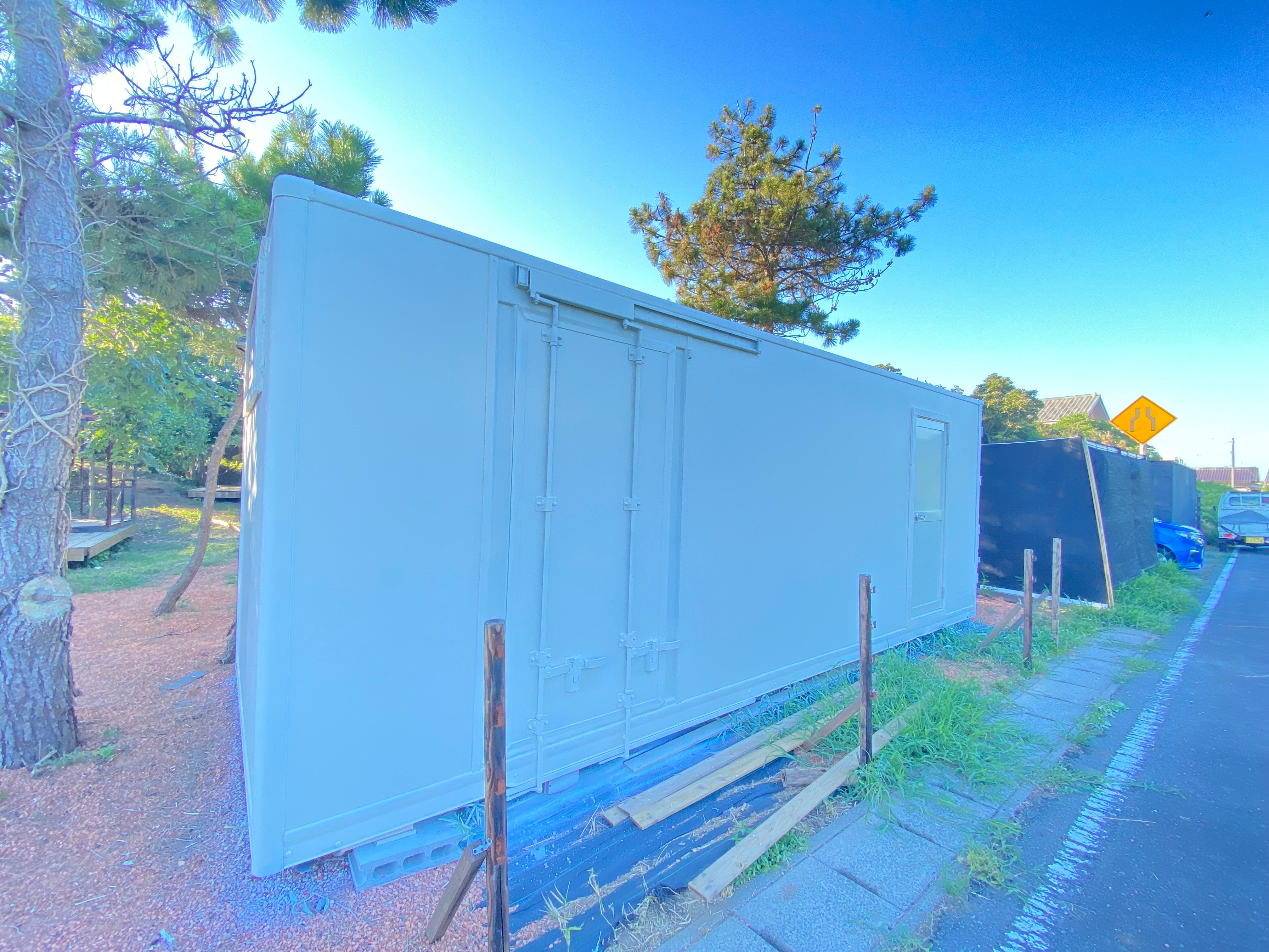 ホワイトコテージ(中サイズベースコンテナ)SOLD OUT