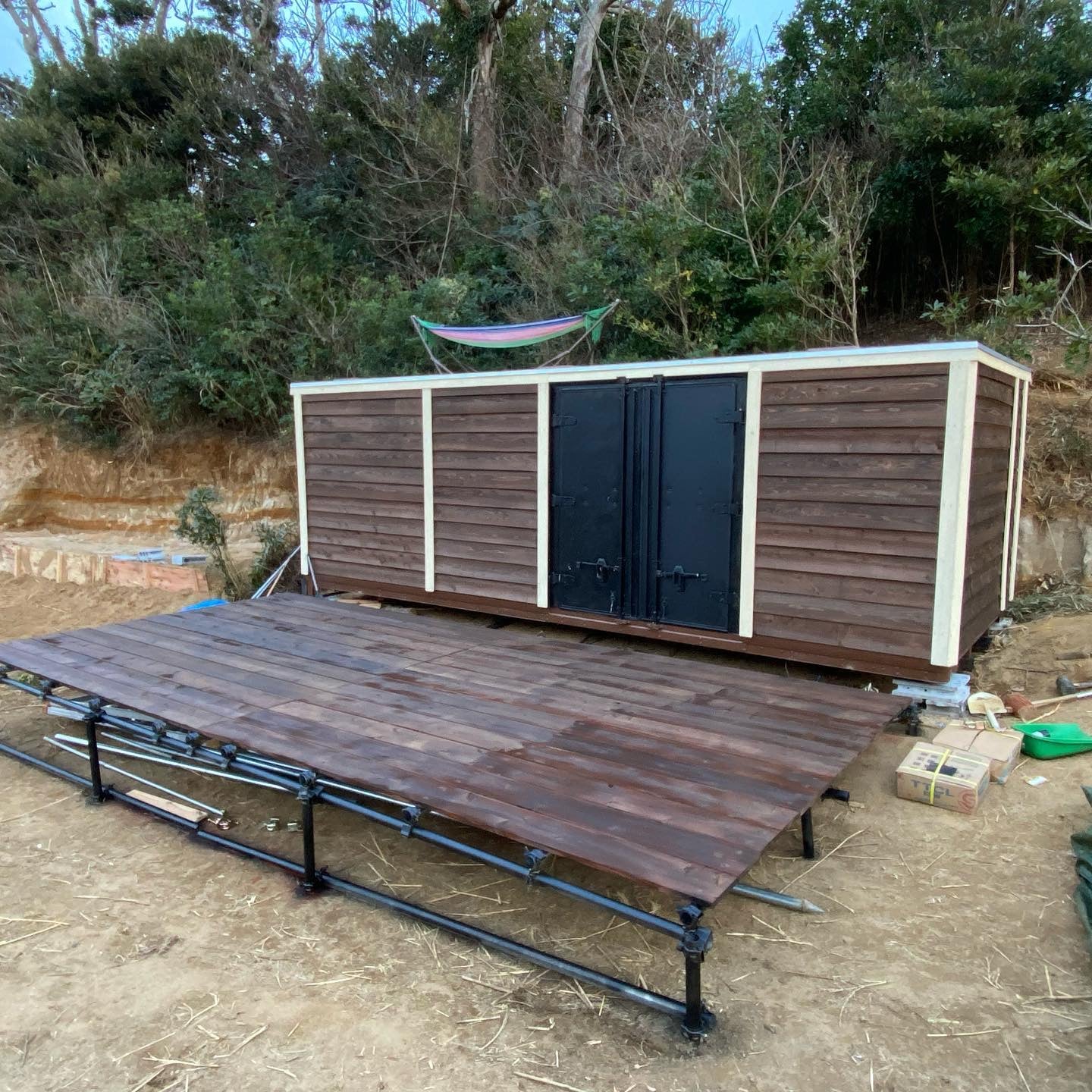 山小屋風コテージ(中サイズベースコンテナ)SOLD OUT